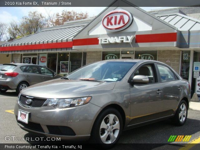 2010 Kia Forte EX in Titanium