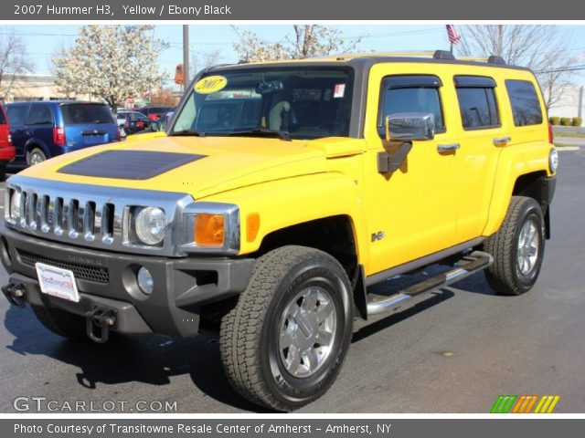 2007 Hummer H3  in Yellow