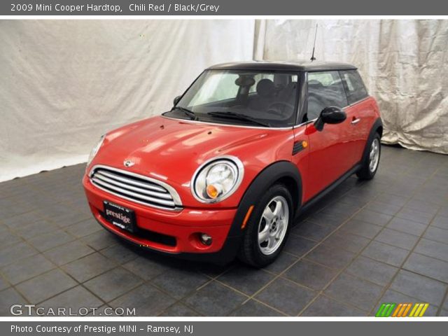 2009 Mini Cooper Hardtop in Chili Red