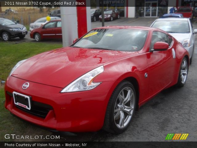 2011 Nissan 370Z Coupe in Solid Red