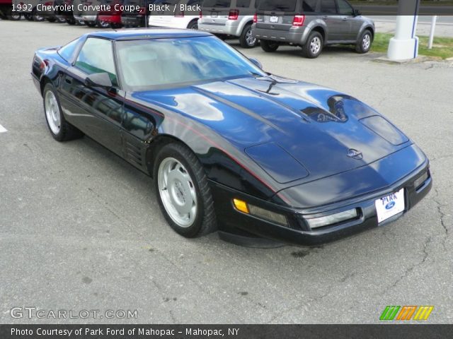 1992 Chevrolet Corvette Coupe in Black