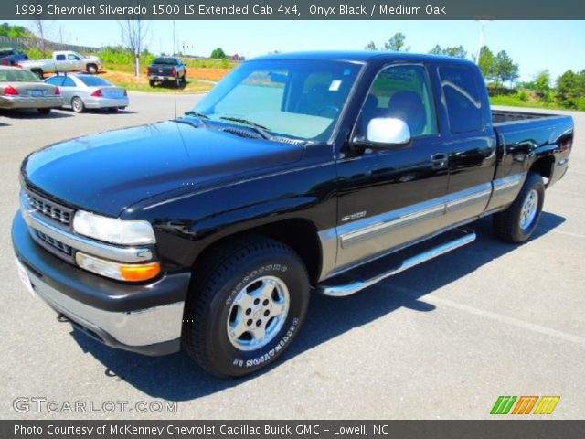 1999 Chevrolet Silverado 1500 LS Extended Cab 4x4 in Onyx Black