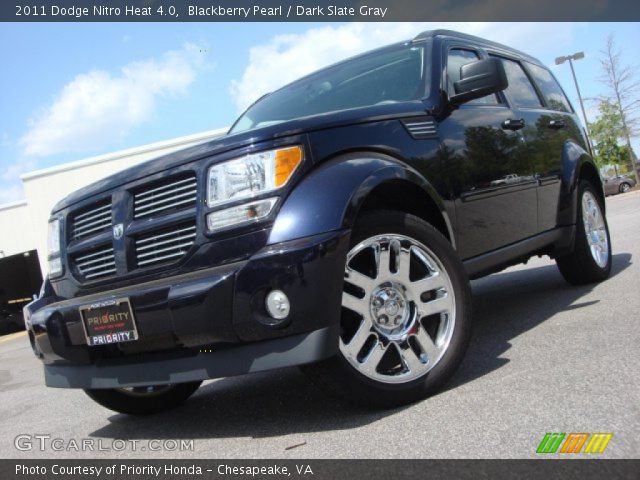 2011 Dodge Nitro Heat 4.0 in Blackberry Pearl
