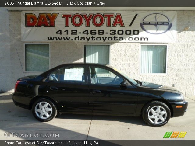 2005 Hyundai Elantra GLS Sedan in Black Obsidian