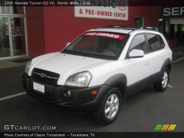 2005 Hyundai Tucson GLS V6 in Nordic White