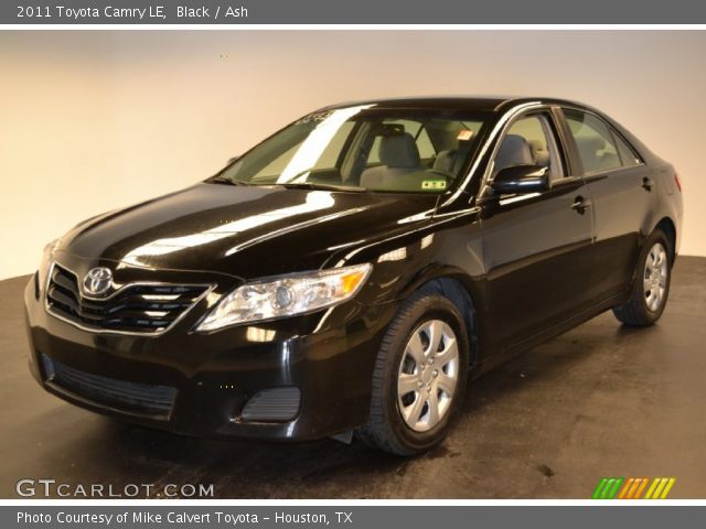 2011 Toyota Camry LE in Black