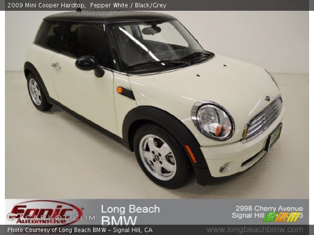 2009 Mini Cooper Hardtop in Pepper White