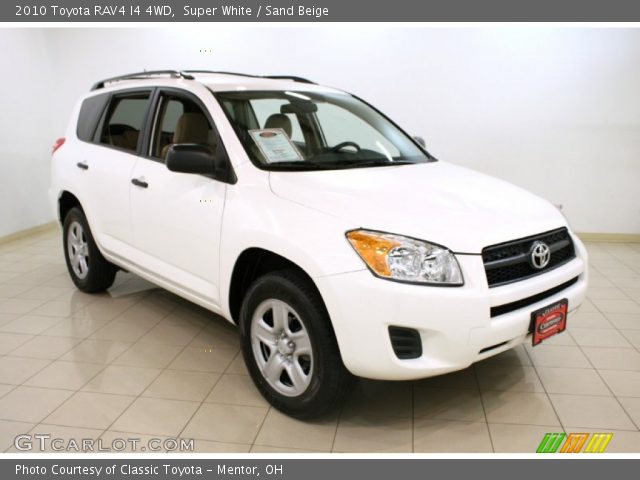 2010 Toyota RAV4 I4 4WD in Super White