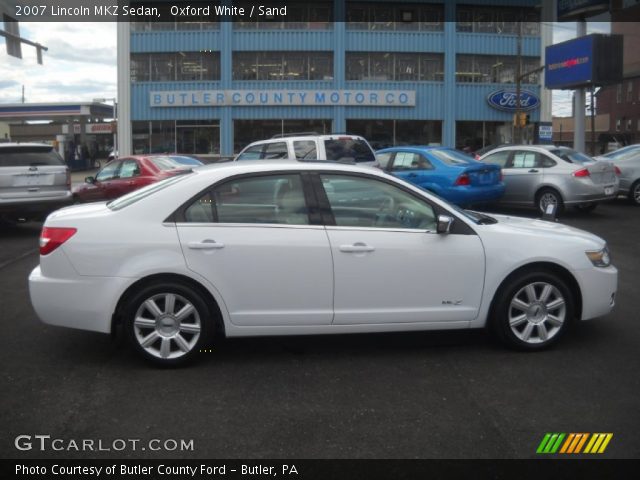 2007 Lincoln MKZ Sedan in Oxford White