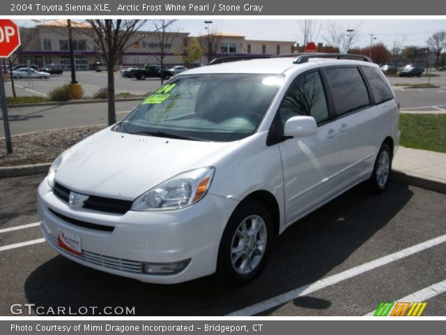 2004 Toyota Sienna XLE in Arctic Frost White Pearl