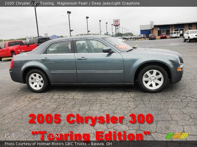 2005 Chrysler 300 Touring in Magnesium Pearl