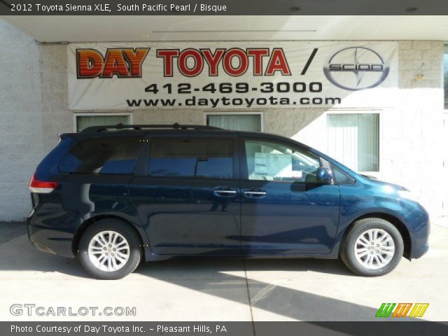 2012 Toyota Sienna XLE in South Pacific Pearl