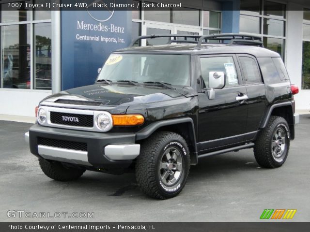 2007 Toyota FJ Cruiser 4WD in Black Diamond