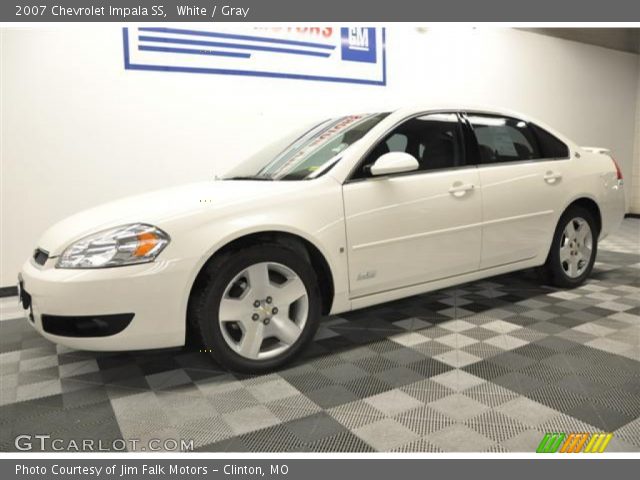 2007 Chevrolet Impala SS in White