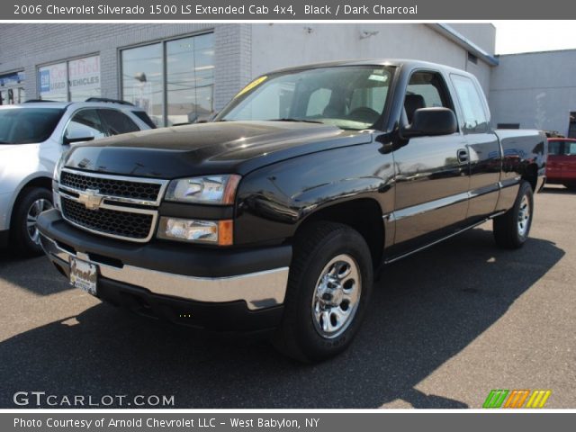 2006 Chevrolet Silverado 1500 LS Extended Cab 4x4 in Black