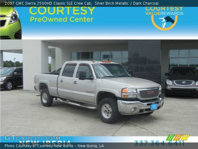 2007 GMC Sierra 2500HD Classic SLE Crew Cab in Silver Birch Metallic