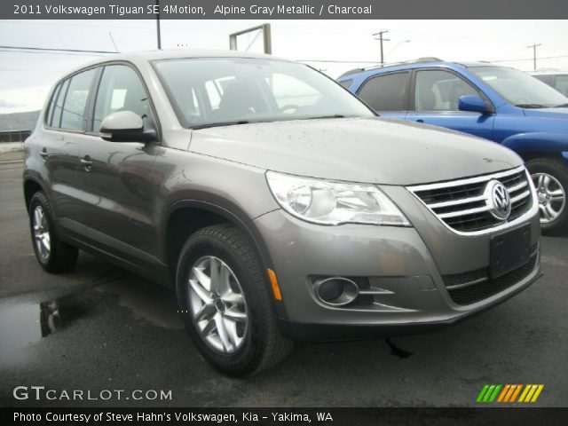 2011 Volkswagen Tiguan SE 4Motion in Alpine Gray Metallic