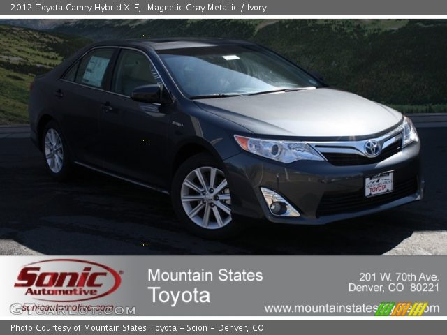 2012 Toyota Camry Hybrid XLE in Magnetic Gray Metallic