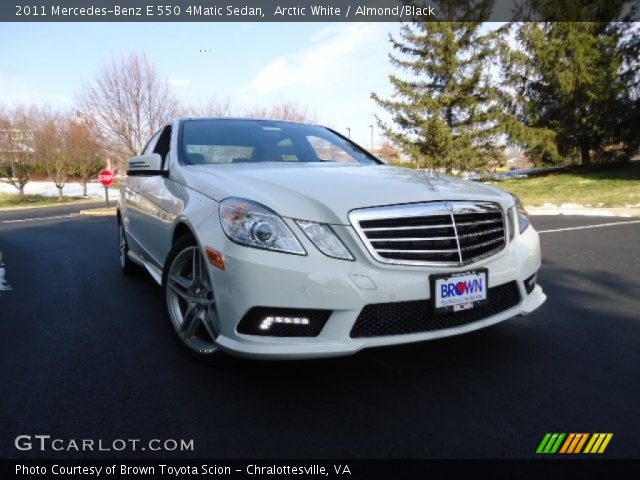 2011 Mercedes-Benz E 550 4Matic Sedan in Arctic White