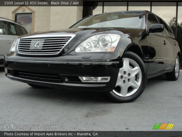 2005 Lexus LS 430 Sedan in Black Onyx