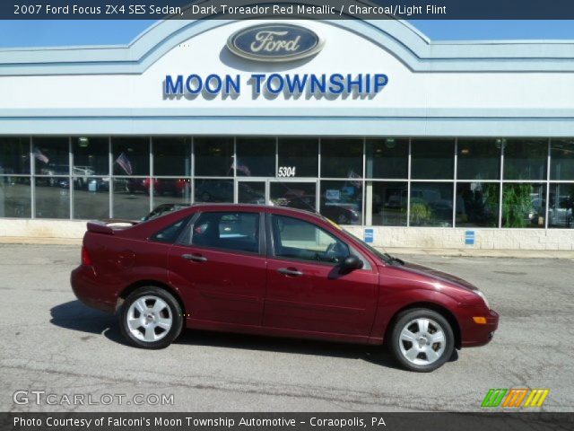 2007 Ford Focus ZX4 SES Sedan in Dark Toreador Red Metallic