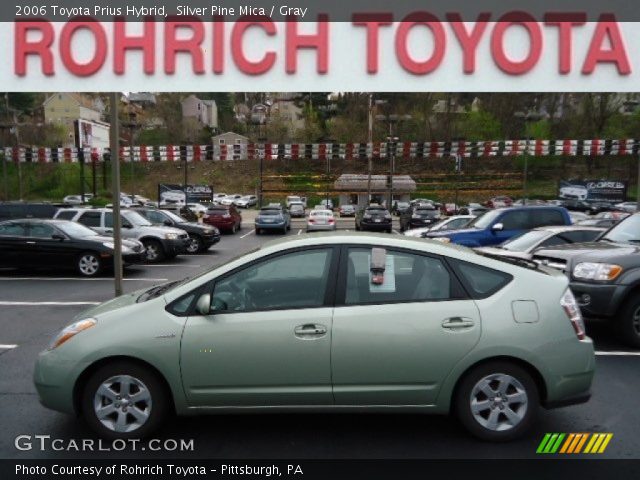 2006 Toyota Prius Hybrid in Silver Pine Mica