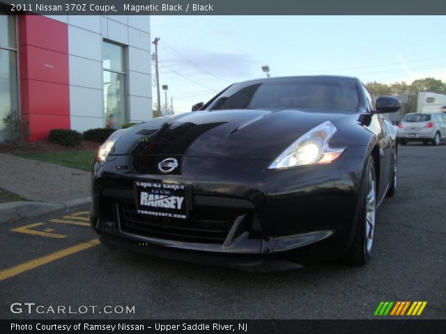 2011 Nissan 370Z Coupe in Magnetic Black