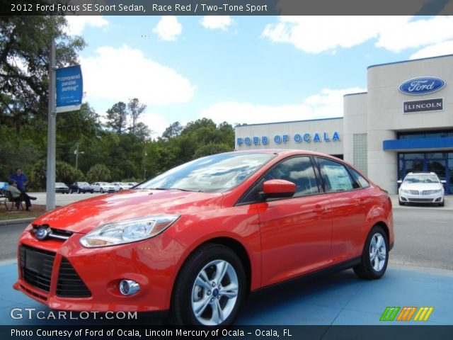 2012 Ford Focus SE Sport Sedan in Race Red