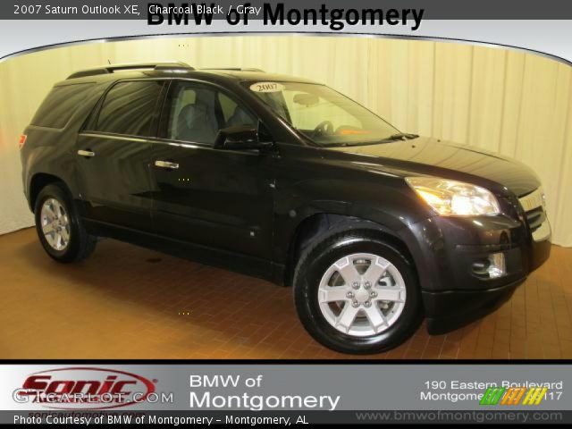 2007 Saturn Outlook XE in Charcoal Black
