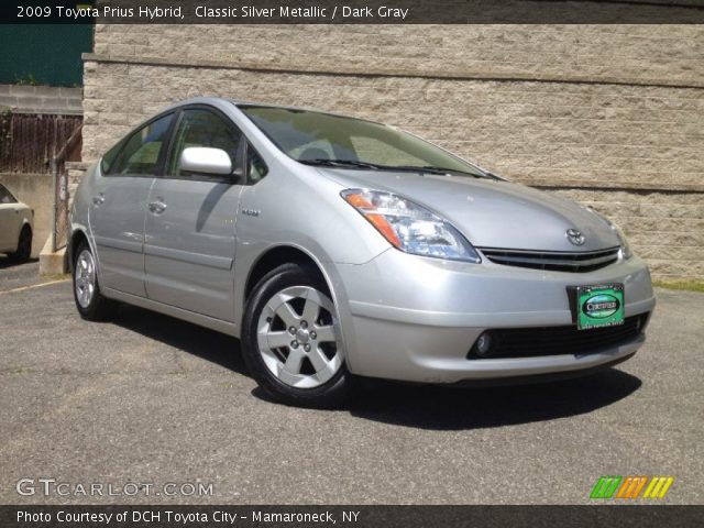 2009 Toyota Prius Hybrid in Classic Silver Metallic
