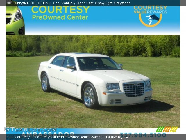 2006 Chrysler 300 C HEMI in Cool Vanilla