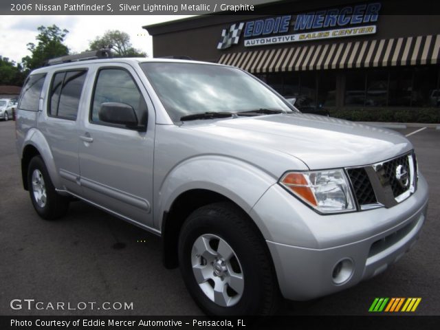2006 Nissan Pathfinder S in Silver Lightning Metallic