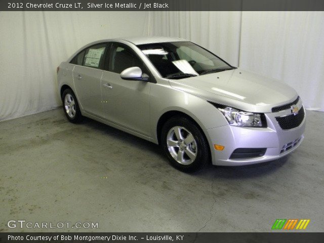 2012 Chevrolet Cruze LT in Silver Ice Metallic