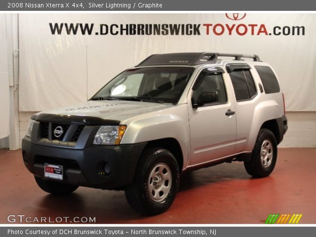 2008 Nissan Xterra X 4x4 in Silver Lightning
