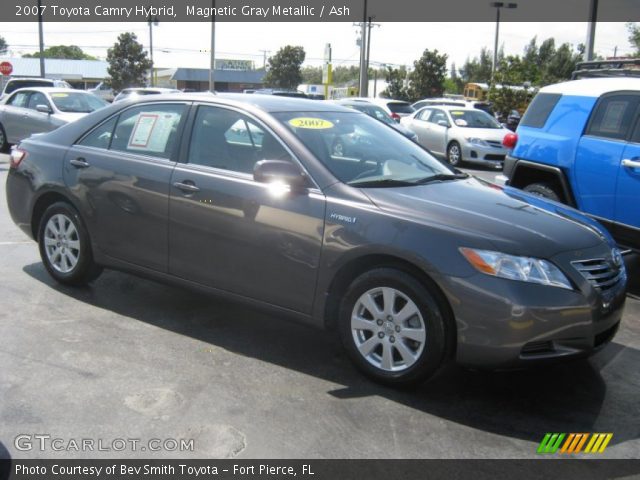 2007 Toyota Camry Hybrid in Magnetic Gray Metallic