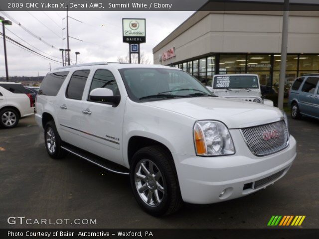 2009 GMC Yukon XL Denali AWD in Summit White