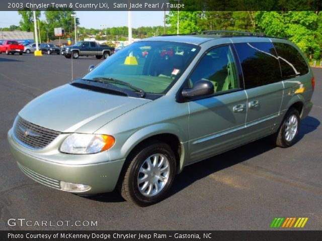 2003 Chrysler Town & Country LXi in Satin Jade Pearl