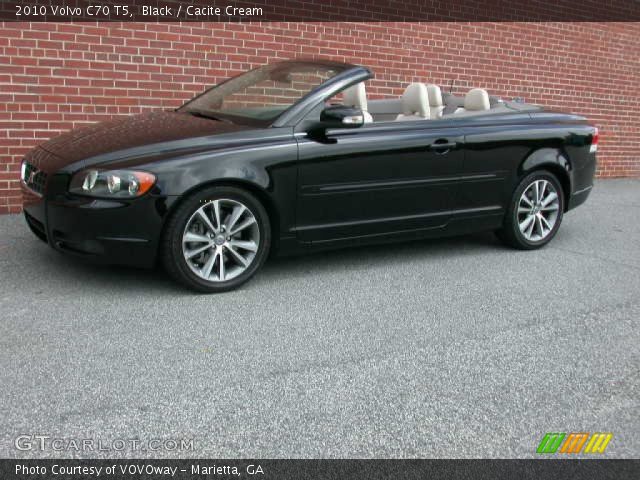 2010 Volvo C70 T5 in Black