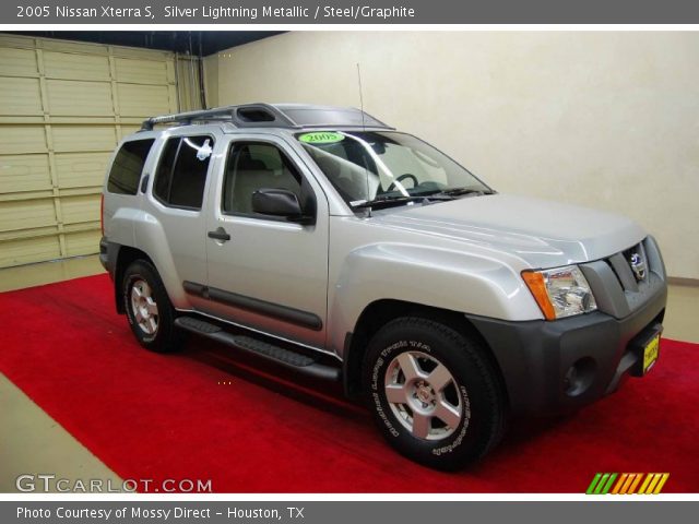 2005 Nissan Xterra S in Silver Lightning Metallic