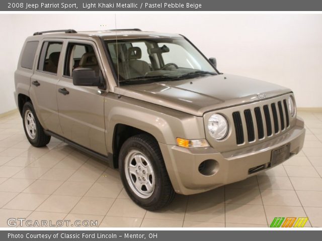 2008 Jeep Patriot Sport in Light Khaki Metallic