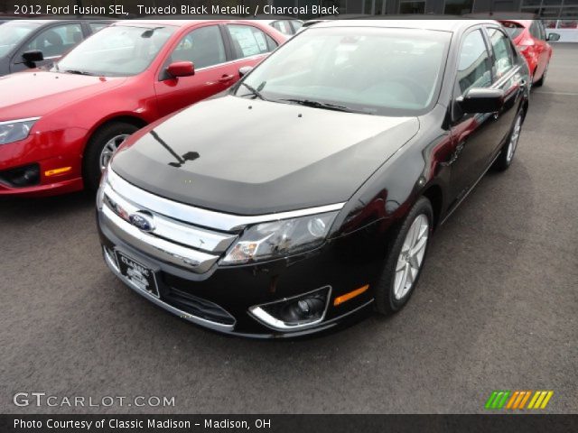 2012 Ford Fusion SEL in Tuxedo Black Metallic