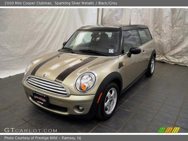 2009 Mini Cooper Clubman in Sparkling Silver Metallic