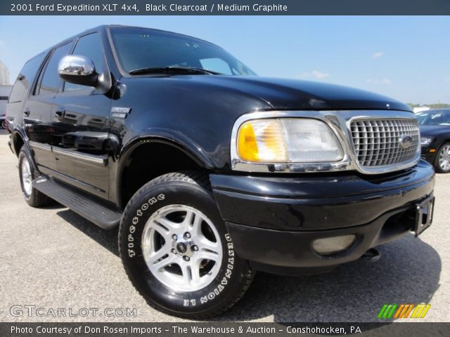 2001 Ford Expedition XLT 4x4 in Black Clearcoat