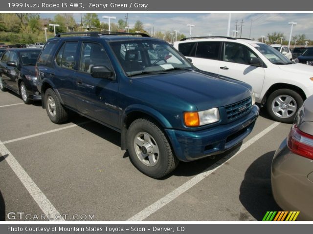 1999 Isuzu Rodeo LS 4WD in Zephyr Green