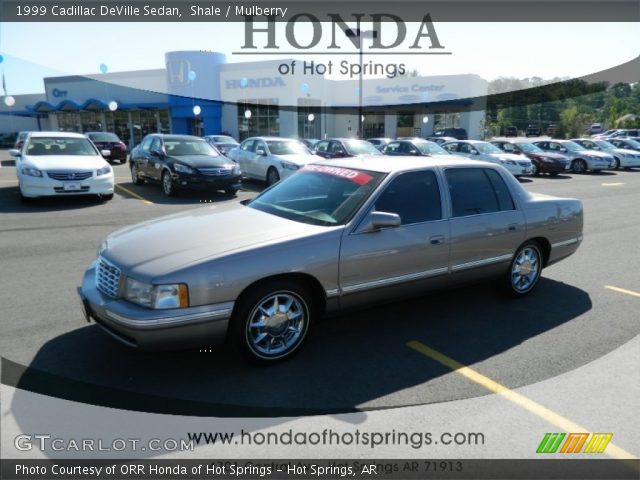 1999 Cadillac DeVille Sedan in Shale