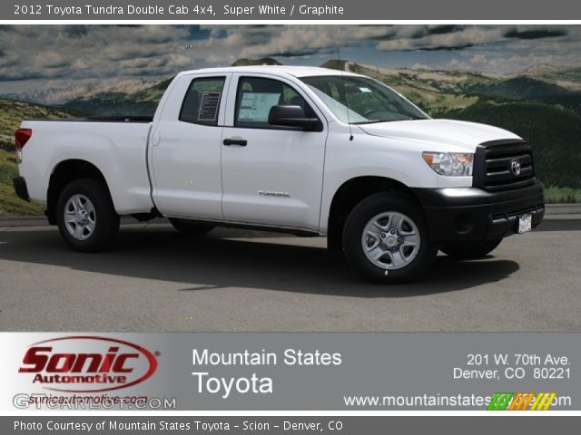 2012 Toyota Tundra Double Cab 4x4 in Super White