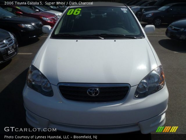 2006 Toyota Corolla S in Super White