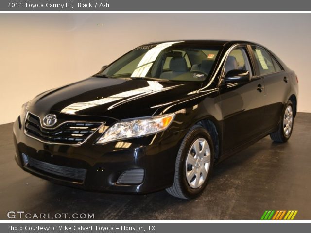 2011 Toyota Camry LE in Black