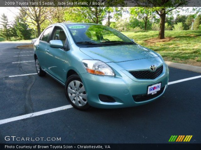 2009 Toyota Yaris S Sedan in Jade Sea Metallic