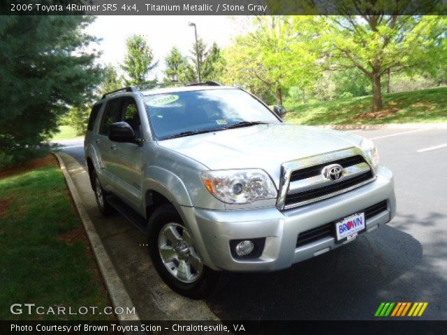 2006 Toyota 4Runner SR5 4x4 in Titanium Metallic